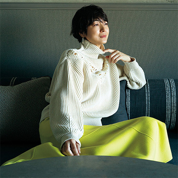 富岡佳子55歳 スペシャルインタビュー《後編》変わらない＆変わっていく“私”をつくるもの