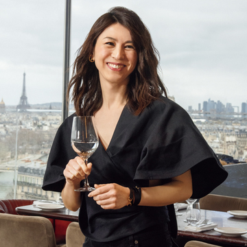 【短期連載】雨宮塔子が見つけた“パリ”おしゃれの感性 vol.4「ドレスコードの妙味」