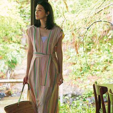 夏のお出かけは「ストライプのワンピース」で鮮度の高いおしゃれを実現