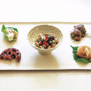 斉風瑞さんが人気料理のレシピを伝授！お酒にもよく合う「前菜5種」