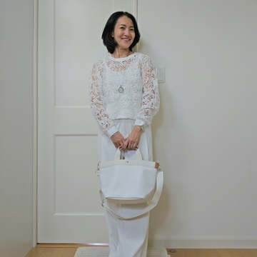 3シーズン活躍！オフィスにも休日にも映える優美なセミワイドパンツ