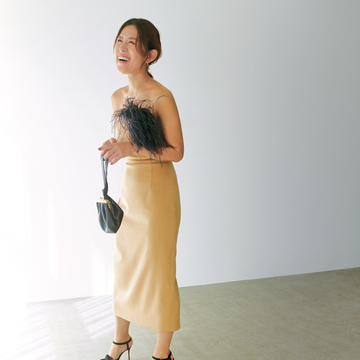 【スタイリスト・大草直子“洗練ドレスアップのコツ”】顔まわりに印象的なアクセサリーを