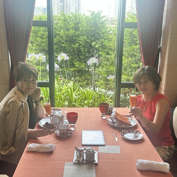 初夏のアフタヌーンティーでセレブ気分