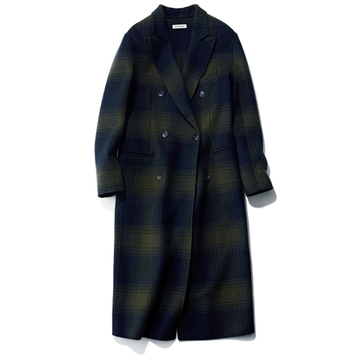 マディソンブルーの大人向けチェックのチェスターコート【今季買うべき「指名買いコート」】