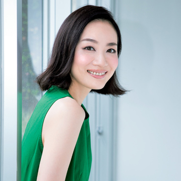 同窓会当日は、メイクのマジックで即席−10歳肌　五選