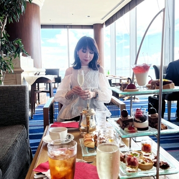 女子会におすすめ！キュートなチェリーのアフタヌーンティー