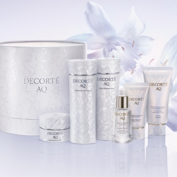 コスメデコルテ・スック・クラランス。まだ間に合う！ 50代が買うべきリュクスなクリスマスコフレ