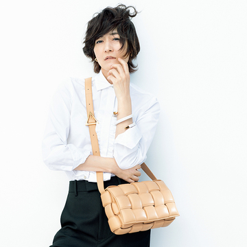 「ボッテガ・ヴェネタ」の名品バッグはカジュアルかつエレガンス【富岡佳子の愛すべき名品バッグ】