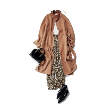 レオパード柄のゆるパンツできれいめコーデにこなれた抜け感をプラス。気温11℃｜2/17(土)【50代の毎日コーデ】