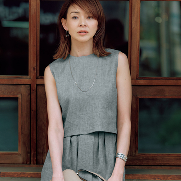 【新・セットアップの着映え力】短めトップスで最旬バランスコーデが簡単に完成