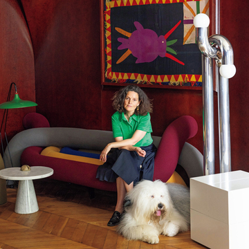 「オフィシーヌ・ユニヴェルセル・ビュリー」の創立者 ヴィクトワール・ドゥ・タイヤック&ラムダン・トゥアミ夫妻の“パリのイマジネーションあふれる家”〈前編〉