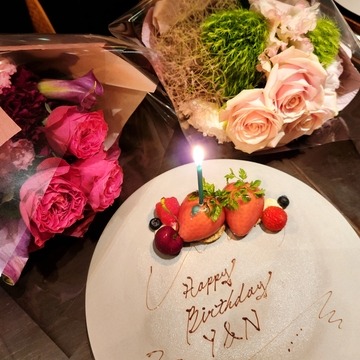銀座のホテルレストランでお誕生日のお祝いディナー