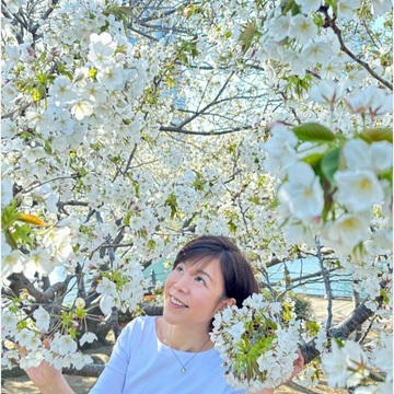 ちょうどいいカットソーでちょうどいいランチとお花見🌸