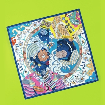 【初夏の装いにプラスしたい小物2選】エルメスの鮮やかスカーフ＆サンローランの黒サンダル