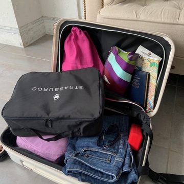 ストラスブルゴの「大人のガーメントバック」ですっきり収納♡