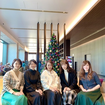 関西Jマダムの皆さんと、ホテルランチで初対面♡