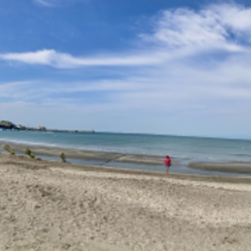 トンネルを抜けたらそこは逗子海岸！