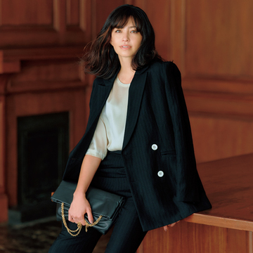 「Chaos（カオス）」の黒アイテムで着こなすリッチカジュアルコーデ3