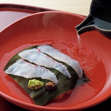 シンプルな中に深い味わいが！二条 やま岸の「京だし茶漬け」【自宅で楽しむ“新しい京都”】