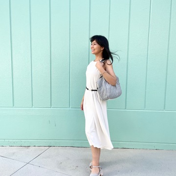 まだまだ暑い日色違いの接触冷感機能付きの白ワンピ、娘の初長距離運転で初カーシェアリング、家族皆でドライブへ。