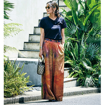 スタイルをカバーして大人カジュアルを実現！「Tシャツ×ワイドパンツ」　五選