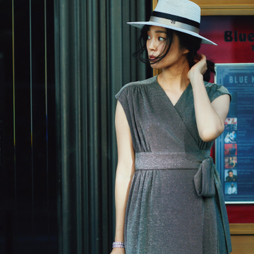 ライブには、きらめくラメ入りジャージー素材で【ワンピース30days】