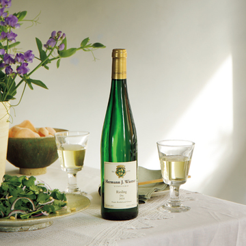 初夏に楽しみたいニューヨーク出身の一本「ドライ・リースリング」【飲むんだったら、イケてるワイン】