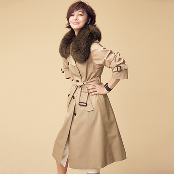 “10年先も愛用できる”大人のためのトレンチコート