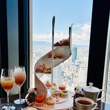 コンラッド大阪のアフタヌーンティーへ🍑