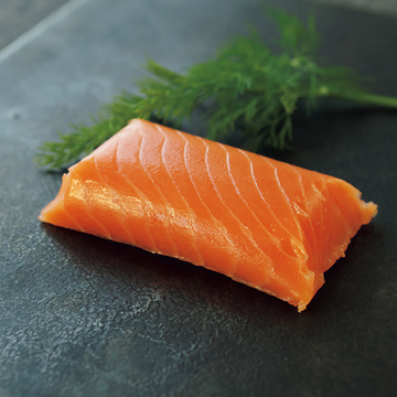 新しいおいしさに出会える『キャビアハウス＆プルニエ』のサーモンフィレ【一流店のお取り寄せ】