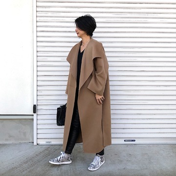 超お気に入り！HYKE×adidasのパイソン柄大人スニーカー