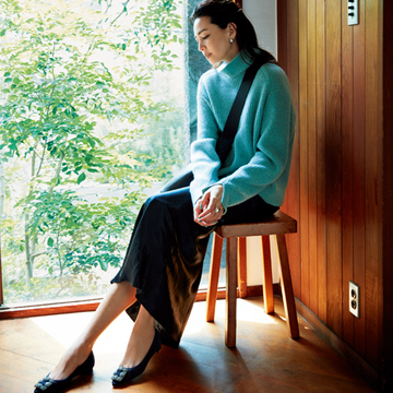 【最旬の10着で過ごす7days】Day.4 鮮度の高いフェミニンコーデで優しい気分に浸る