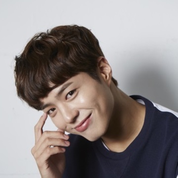 [韓チャンネル]【後編】 母性本能を刺激するワンコ系俳優 パク・ボゴムさんインタビュー