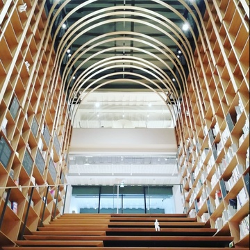 早稲田大 村上春樹ライブラリーへ。