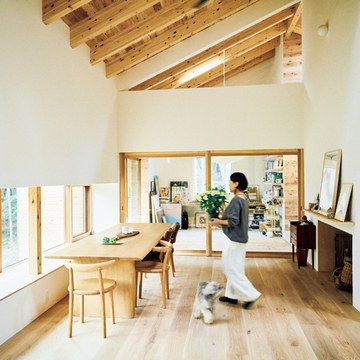 【おしゃれな50代のリノベ&住み替え】大切なものを改めて体感。森の中で“暮らす”家〈早坂香須子邸〉