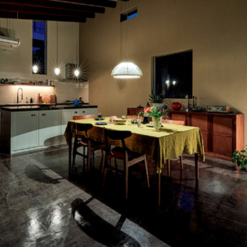 高価なソファを買うより効果絶大！　知っておくべき“照明（あかり）”のアイデア　五選