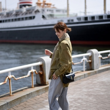 シアーシャツとワイドパンツで山下公園へ♪