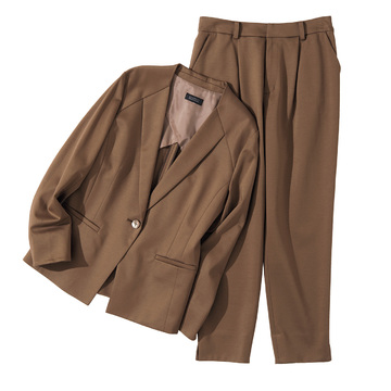 夏のビジネススタイルのお供に！耳寄り新作情報　五選