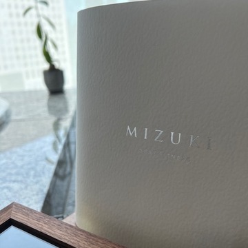 コンラッド東京限定 ヴァルモン・ボディトリートメントへ