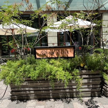 流れるように束ねる