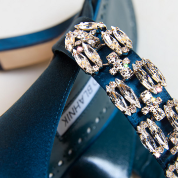 【eclat’s pick up】マノロ ブラニクの新作シューズが高貴なドレスアップをかなえる