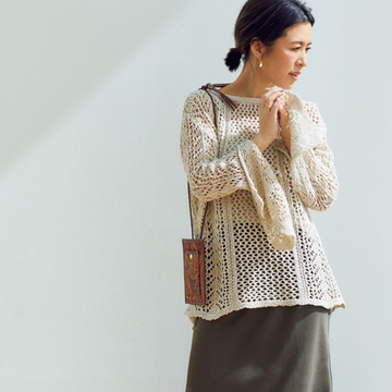 ツヤ素材で女らしさを盛り上げる【スタイリスト大草直子の「おしゃれ塾」】