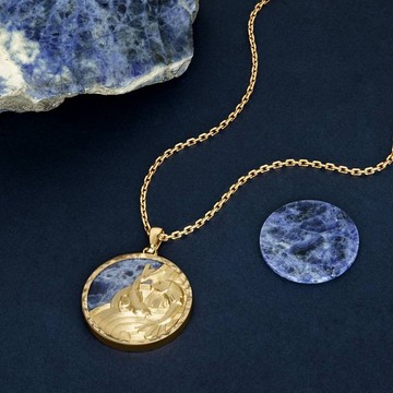 ヴァン クリーフ＆アーペルから、12星座をモチーフにしたロングネックレスが新登場