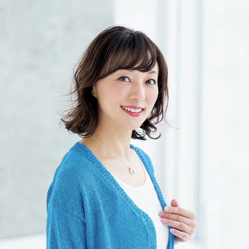 女性らしさと抜け感が好バランスな、大人のボブヘアカタログ　五選