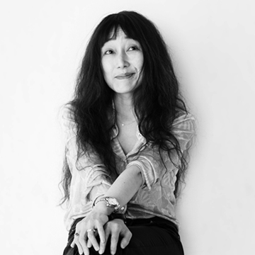 作家・江國香織さんが描く「家族」の試練と成長とは