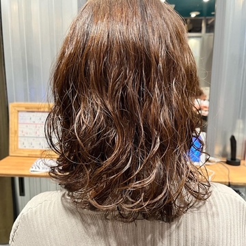 脱マンネリ！イメチェンパーマで気分上々！