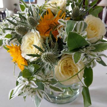 梅雨時には爽やかなブーケを飾って