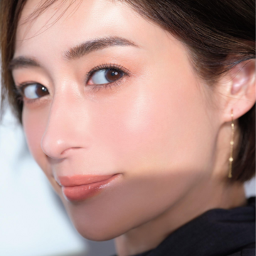 生命力が失われゆくまなざしに、再びキレと活力を。“縦幅＋2mm”で変わる。大人の「開け、目！」プログラム