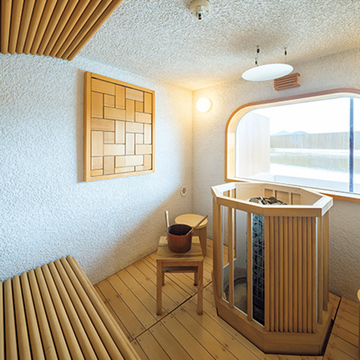 湯あがりの一杯も最高！田んぼに浮かぶホテル「SHONAI HOTEL SUIDEN TERRASSE」にサウナが誕生【サウナ旅】