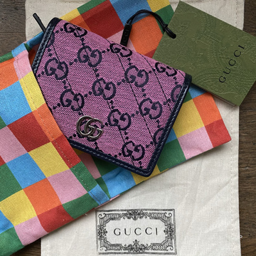 小さいお財布使ってますか？